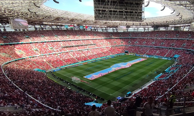 费迪南德：我从没见过曼联表现这么糟糕，比赛各个方面都令人尴尬.